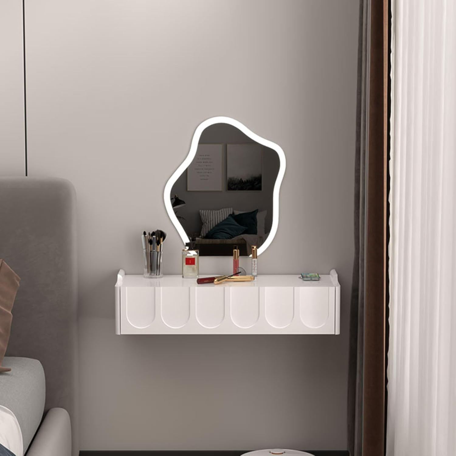 # 白い壁掛け式フローティングバニティデスク（引き出し付き） - Desk Drawer Small のレビューと価格